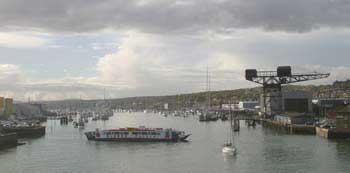 The floating bridge at Cowes
