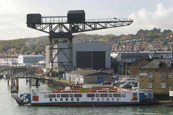 The floating bridge at Cowes